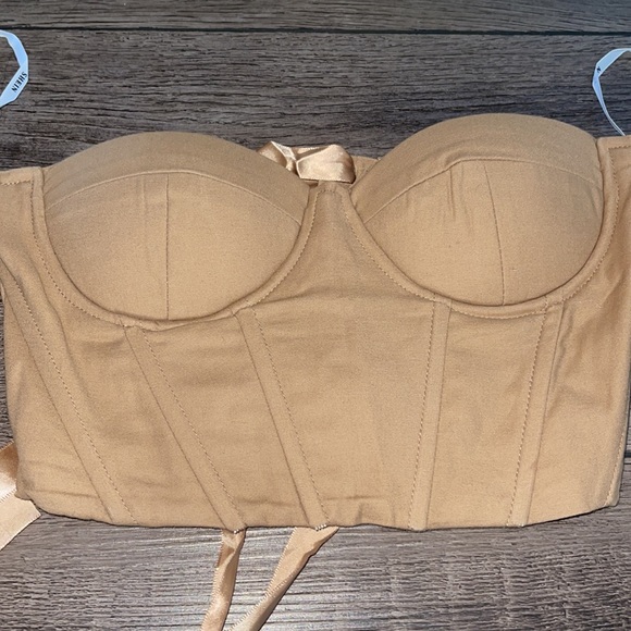 Shein light tan corset top - Picture 4 of 5